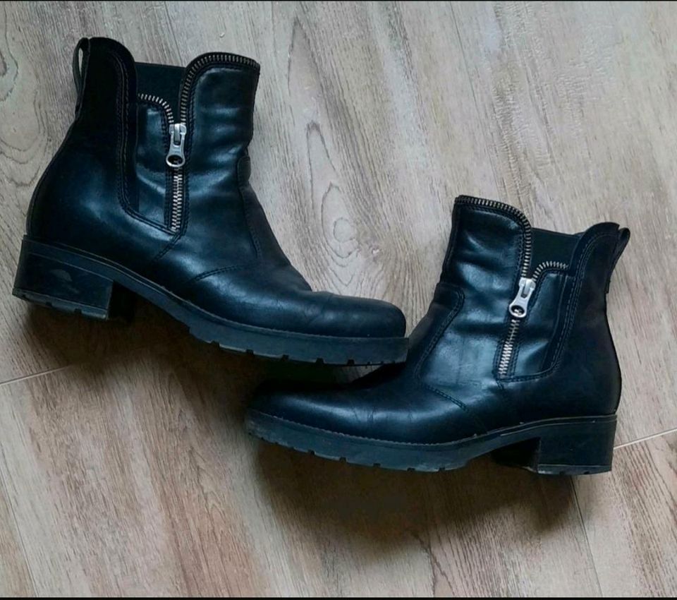 Nero Giardini Lederboots Gr. 38 schwarz in Ortenburg