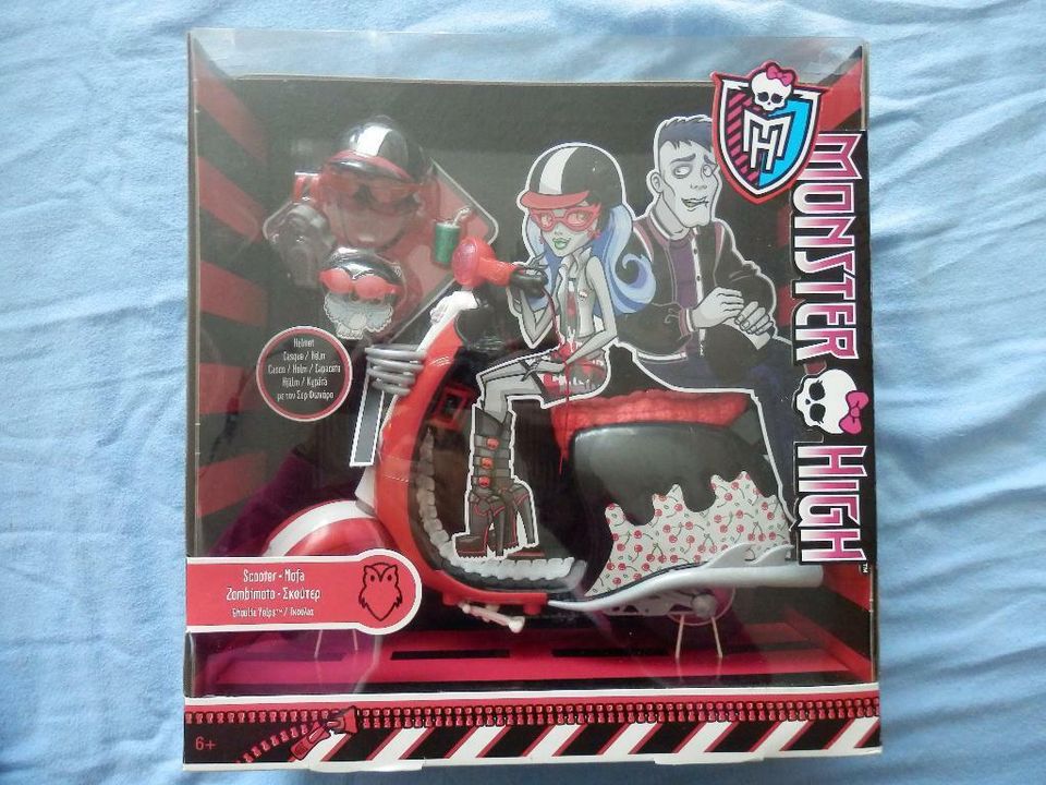 NEU Monster High Mofa X3659 Ghoulia Yelps Scooter Motorroller OVP in Zeitz