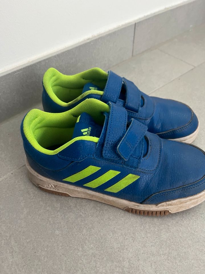 Adidas Schuhe Gr.35 in Ebensfeld