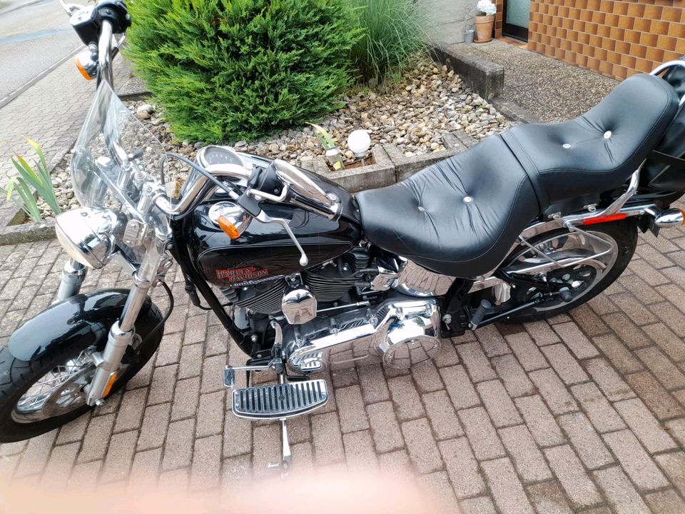 Harley Davidson Softail FXSTC Coustom in Bad Rappenau