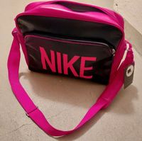 Nike Tasche NIKE Umhängetasche Laptop Mädchen girl Accessoires Bayern - Poing Vorschau