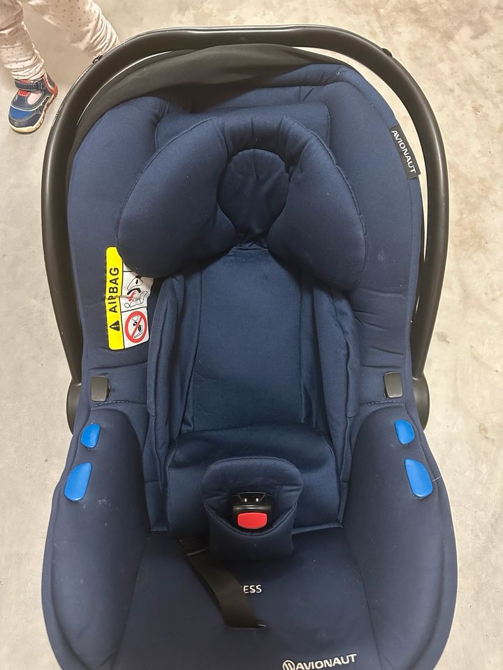 Baby Autositz in Ettenheim