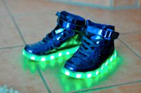 Sneaker mit Licht Freizeitschuhe royalblau LED blinkt USB Kabel Bayern - Rehling Vorschau