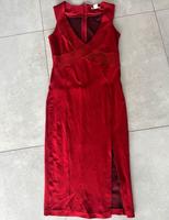 Abendkleid Gr. S H&M Dunkelrot Figurbetont & mit Schlitz Niedersachsen - Weyhe Vorschau