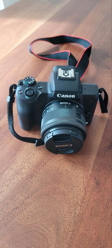 Canon EOS M50 Mark II Kit + Tasche in Schwaikheim