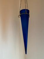 Hängevase blau Milchglas Metallkette Vase  Kegel Niedersachsen - Ronnenberg Vorschau