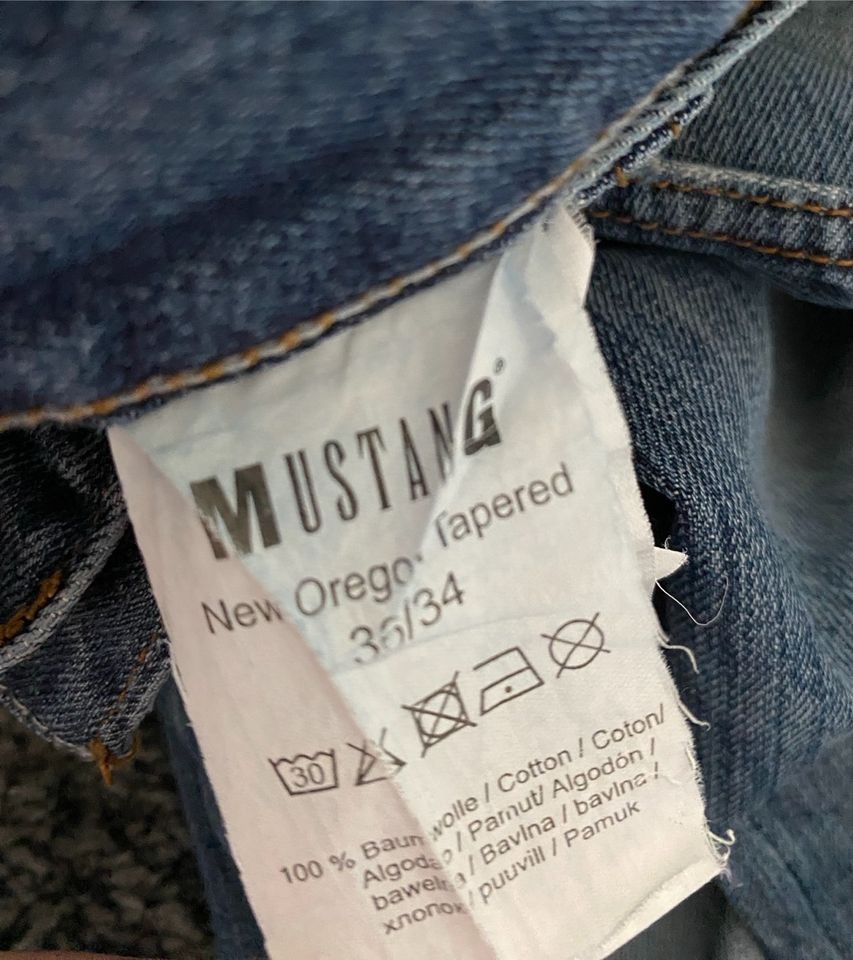 Mustang Herren jeans 36/34 in München