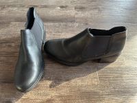 Rieker * Chelsa Boots * schwarz * Gr. 41 * wie Neu Nordrhein-Westfalen - Harsewinkel Vorschau