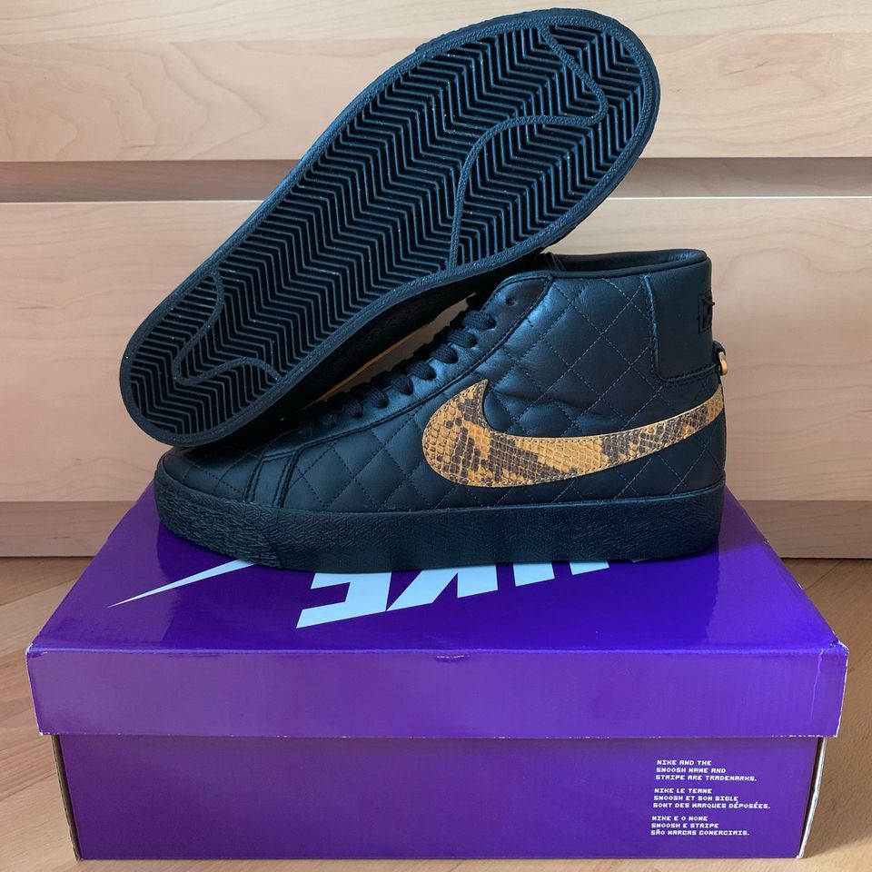 Nike SB Blazer Mid QS Supreme Black 44,5 Neu Schwarz in Berlin