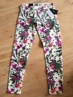 Guess Ultra Skinny Fit XS Neu mit Etikett Bayern - Füssen Vorschau