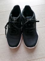 Reebok Turnschuhe 39 schwarz Sachsen - Großdubrau Vorschau