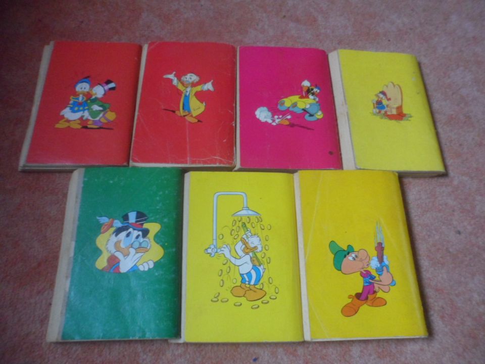 44 x Walt Disneys " Lustige Taschenbücher " . Erstausgaben . in Lehrte