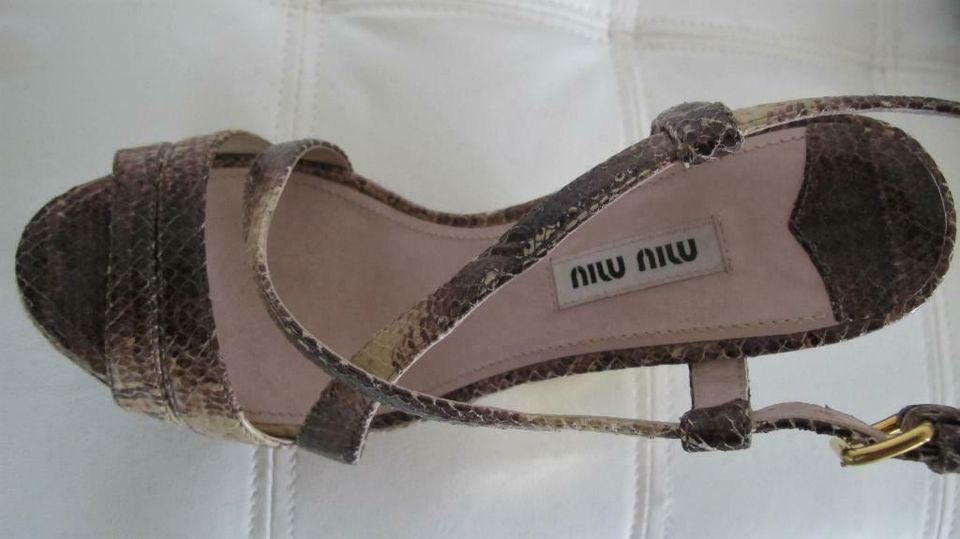 Hammer MIU MIU Wedges / Plateau Sandaletten Gr. 37 TOP NP 800,-€ in Starnberg