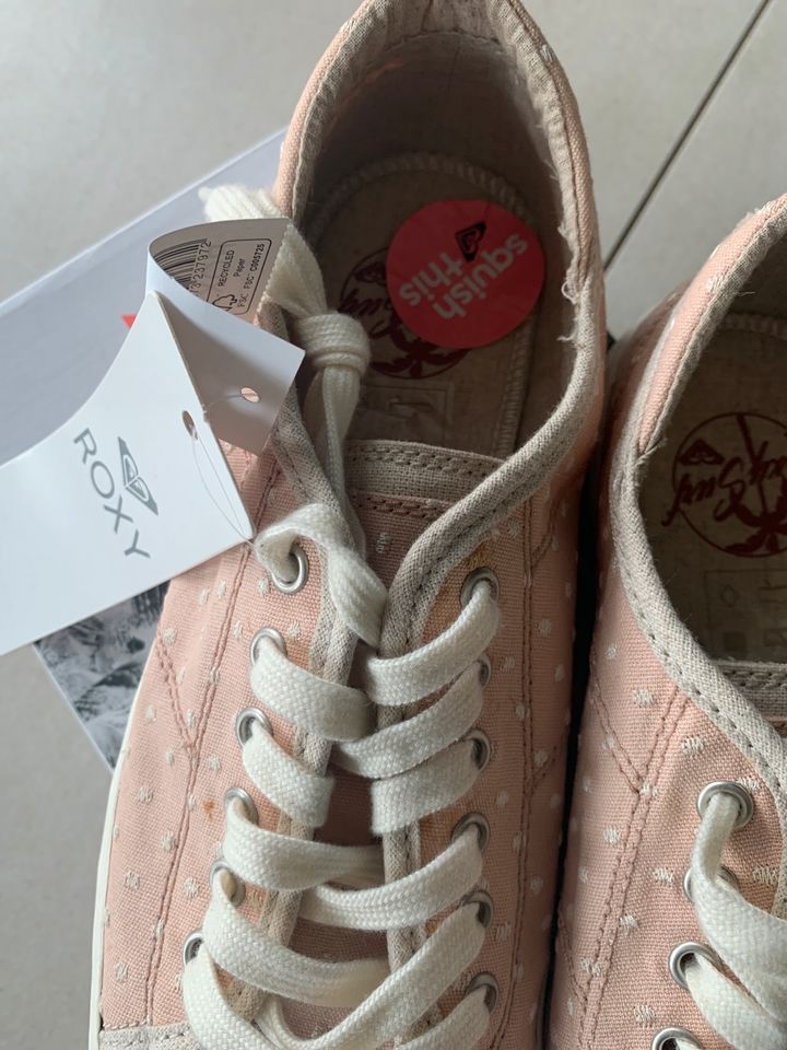 Roxy Schuhe Sneakers gr 38, Rosé mit Punkten neu m. Etikett in Lebach