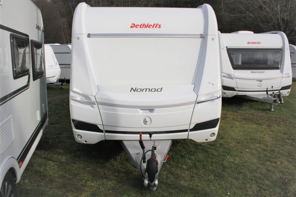 Dethleffs Nomad 530 DR Queens-Bett in Trippstadt