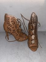 High Heels zum schnüren Zara Cognac Niedersachsen - Langenhagen Vorschau