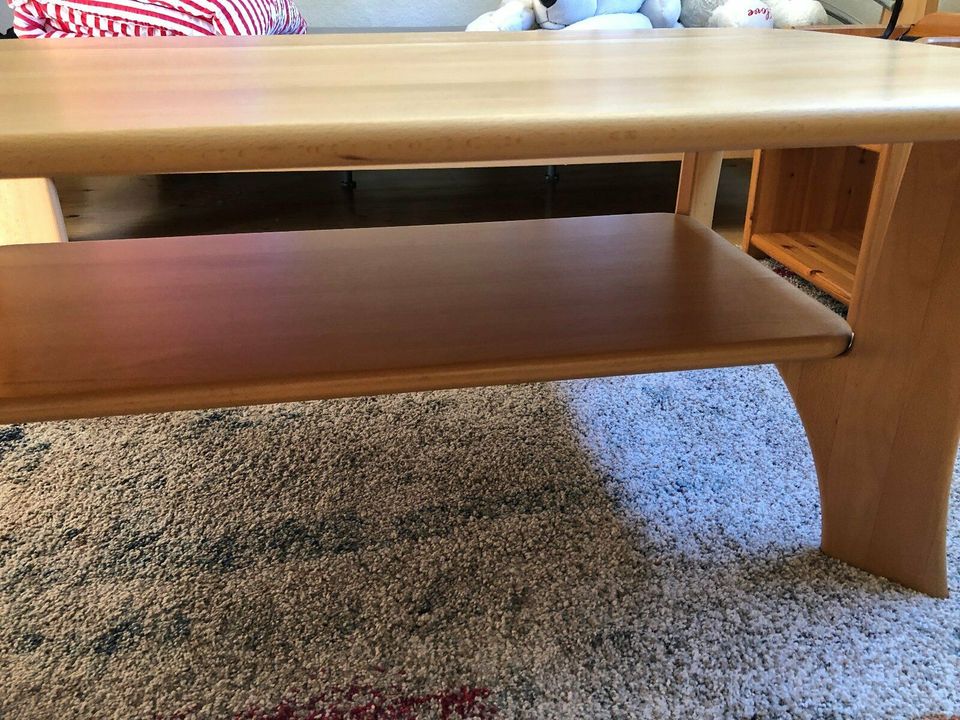 Echtholz Couchtisch für das Wohnzimmer (Buche massiv) in Goslar