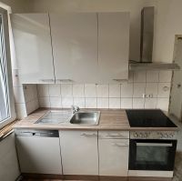 Moderne 3m Küche / Küchenzeile m.Elektrogeräten u.Hängeschränken. Nordrhein-Westfalen - Siegen Vorschau