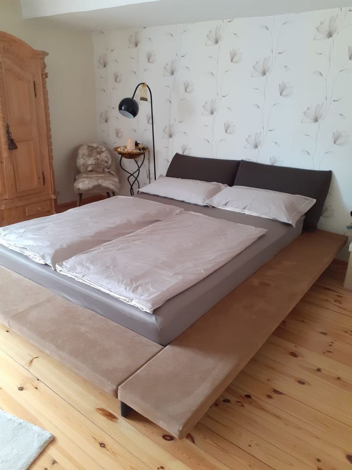 Designerbett Doppelbett Ehebett in Georgensgmünd