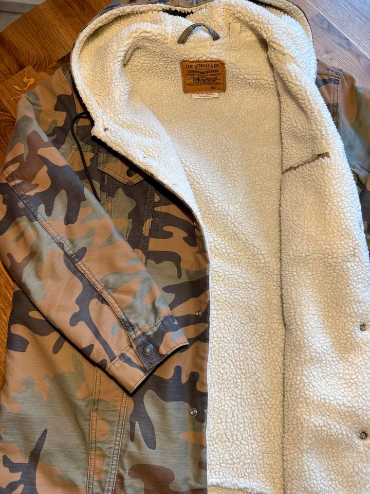 Levi s X Justin Timberlake Camo Sherpa Hooded Trucker Jacket in Kreis Ostholstein Susel kleinanzeigen