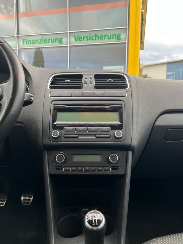 Volkswagen Polo V CrossPolo / Klimaautomatik / Sitzheizung in Bad Krozingen