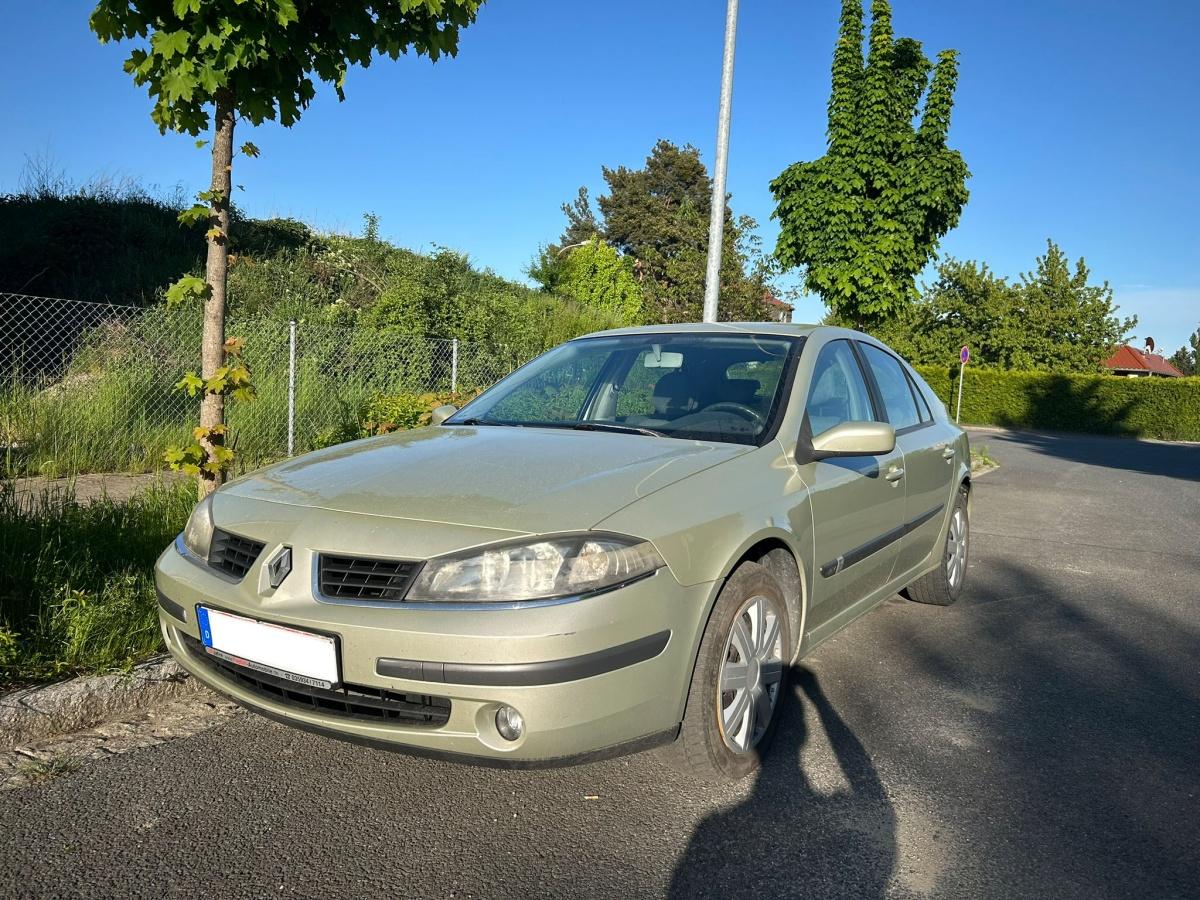Abbildung des Autos Renault Laguna 1.4 2006 …