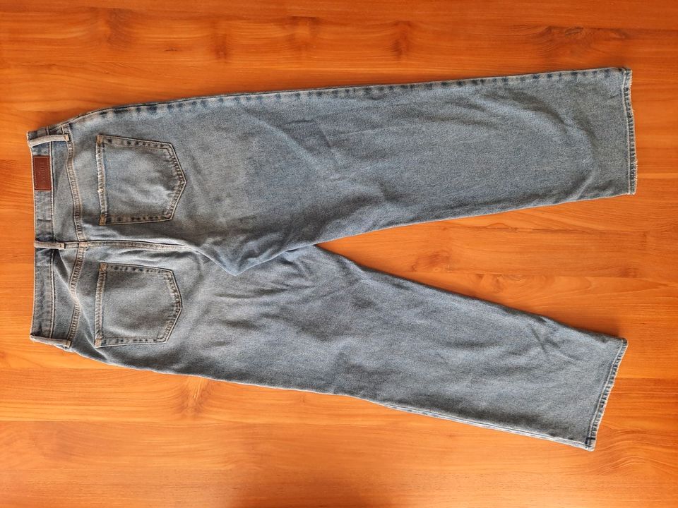 HOLLISTER Vintage Stretch Jeans / highwaist / ripped, Gr. 29/31 in Escheburg