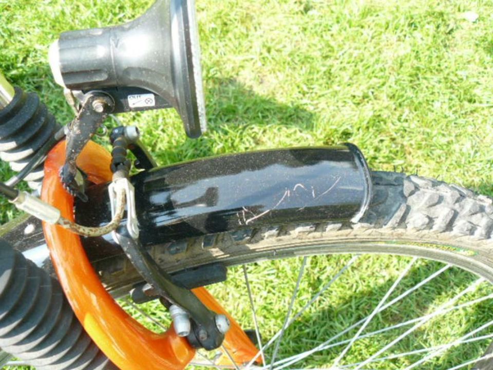 McKenzie-Jugendfahrrad - 26 Zoll - schwarz-orange in Essen