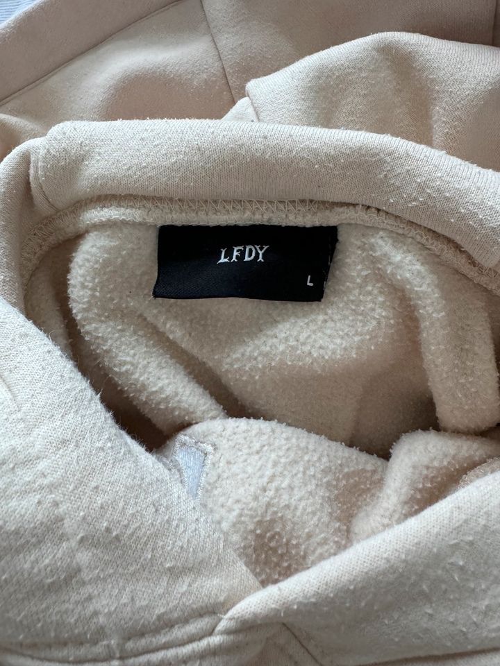 LDFY Hoodie Creme/Weiß/BeigeGr. L in Frankfurt am Main