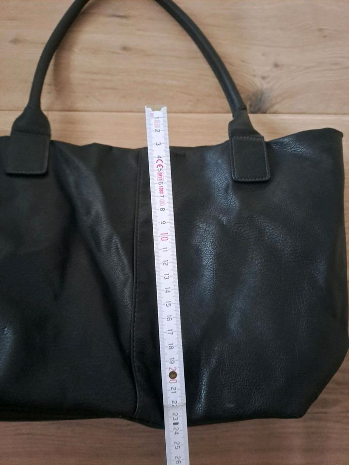 ♡ casual Beuteltasche/Handtasche von Tom Tailor vegan ♡ in Seßlach