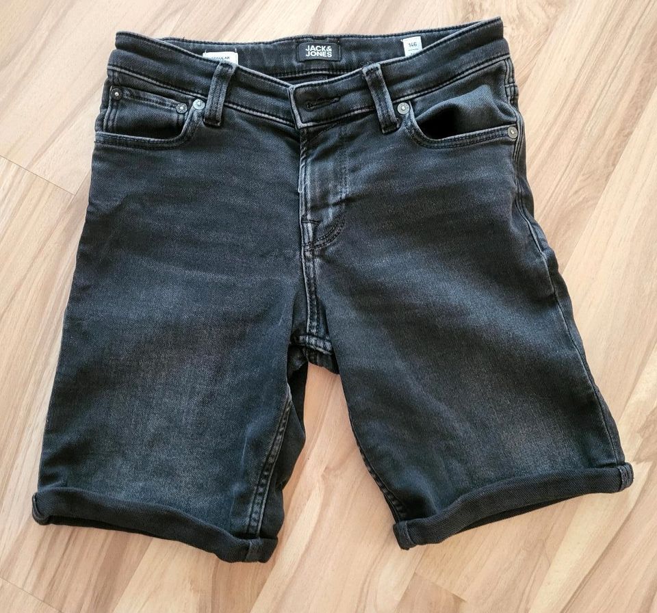 Jack & Jones Jeans Shorts, Gr. 146, schwarz, TOP in Göttingen