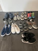 10 paar Schuhe Nike H&M Crocs Gr. 27 Monions Mario boy junge Bayern - Dürrlauingen Vorschau