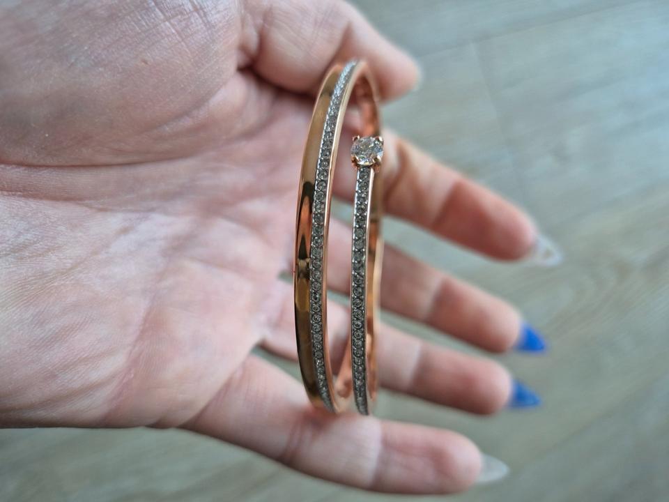 Schmuck-Set von Swarovski, Ring, Ohrstecker, Halskette, Armreif in Halberstadt