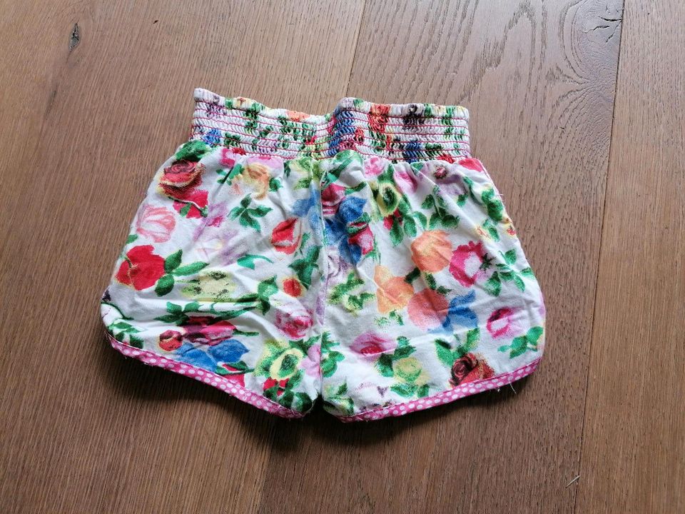 Süße Cakewalk Shorts kurze Hose 74/80 in Stephanskirchen