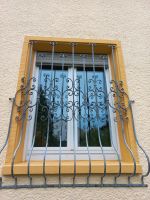 Fenstergitter / Einbruchschutz schmiedeeisen Bayern - Aschaffenburg Vorschau