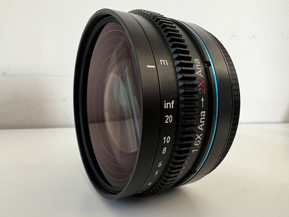 Sirui Anamorphic Lens Set Venus 35mm, 50mm, 100mm RF Mount in Rheurdt