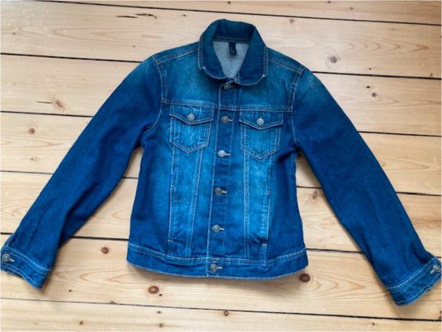 Benetton Jeansjacke Mädchen Größe XL, 150cm in Niedersachsen - Göttingen |  eBay Kleinanzeigen ist jetzt Kleinanzeigen