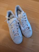 Adidas sneaker weiß Turnschuhe 38 Hessen - Lich Vorschau