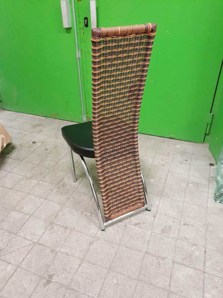 Schicker Stuhl Esszimmerstuhl unbenutzt in Bretten