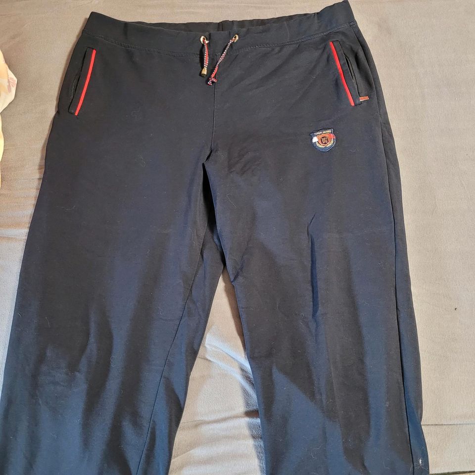 Jogginghose von Tommy Hilfiger 6xl in Lütau