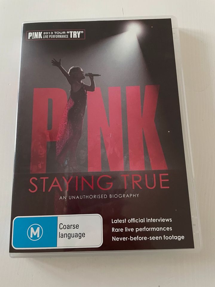 P!nk Pink DVD Staying True - An Unauthorized Biography in Berlin
