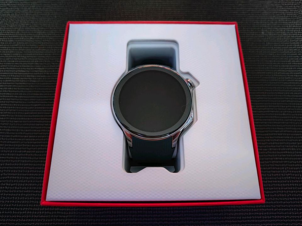 OnePlus Watch 2, Radiant Steel, wie neu in Allendorf