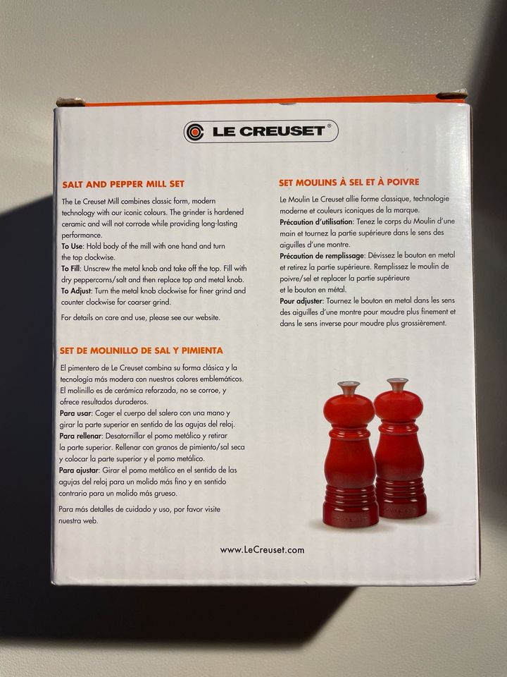 Le Creuset Pfeffer- und Salzmühle in Perl