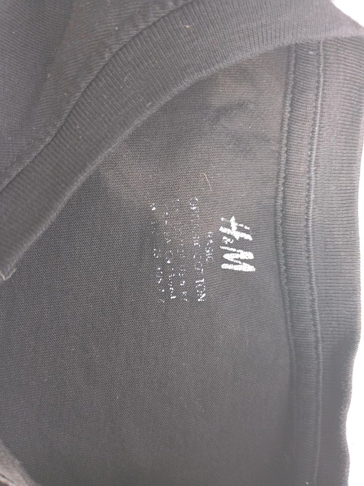 H&M T Shirt 122/128 in Ottobrunn