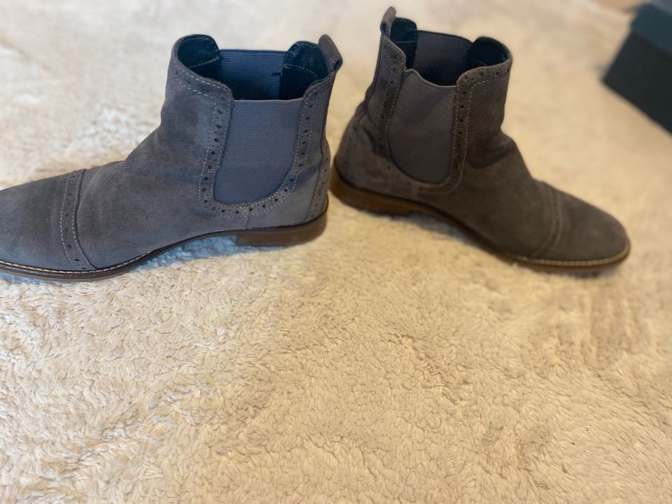 Dunkelgraue Pier One Stiefeletten Gr. 39 in Neu-Anspach