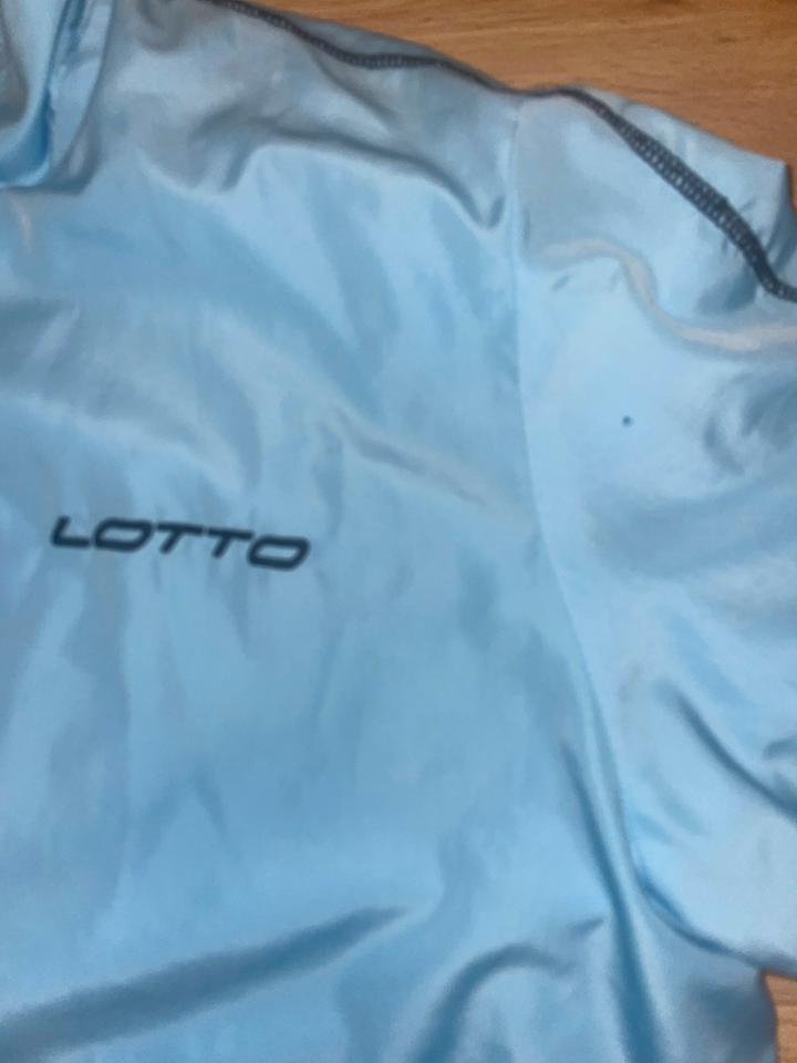 Lotto Trainingsjacke hellblau L unisex in Berlin