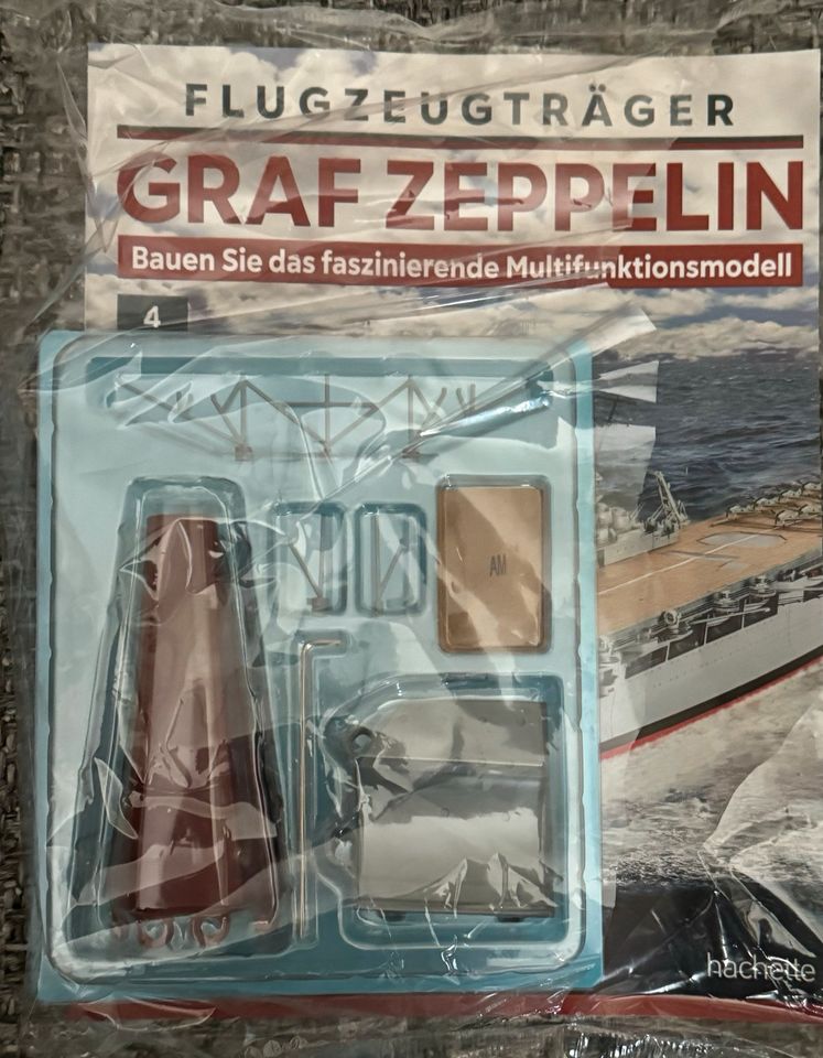 Hachette Flugzeugträger, Graf Zeppelin in Moers