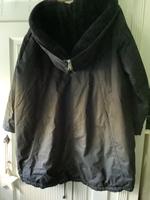 TEN117 BERLIN PARKA JACKE MIT KAPUZE SCHWARZ ONESIZE Sachsen-Anhalt - Lieskau Vorschau
