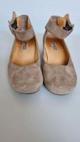 Keilabsatzpumps Paul Green München Gr. 37 Taupe-beige Wildleder Nordrhein-Westfalen - Nettetal Vorschau