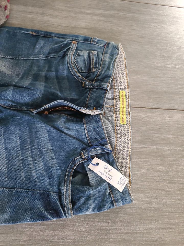 s'Oliver jeans Hose Größe 164 in Plüderhausen